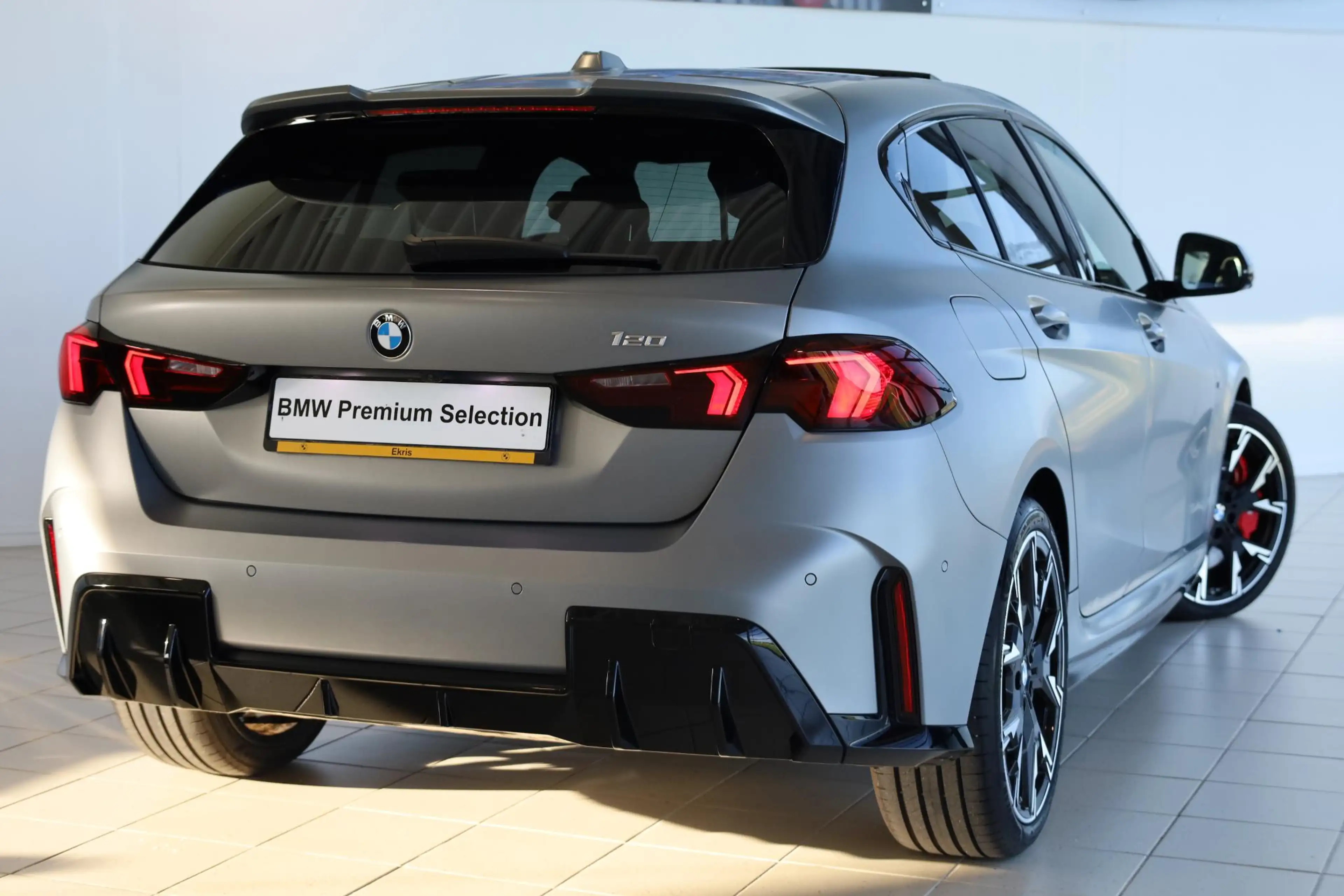 BMW 120 1 Serie BMW 1 Serie 5-deurs 120 M Sportpakket Pro — photo 2