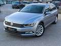 Volkswagen Passat Variant SCR Highline TDI 4Motion DSG Grijs - thumbnail 3