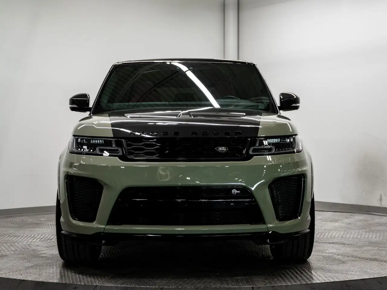 Land Rover Range Rover Sport photo Land Rover Range Rover Sport