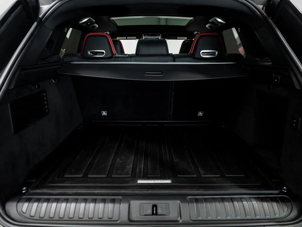 Land Rover Range Rover Sport photo Land Rover Range Rover Sport