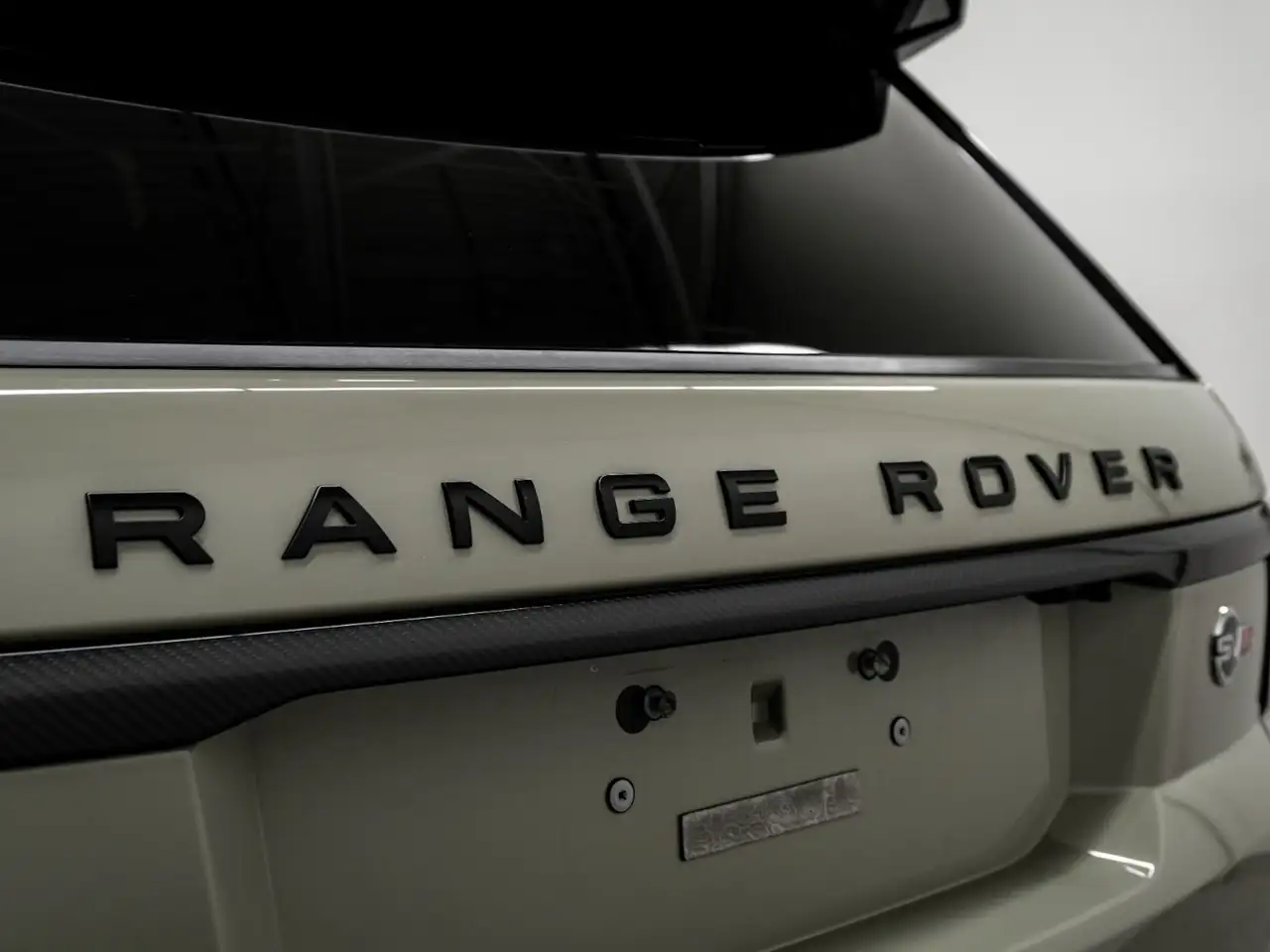 Land Rover Range Rover Sport photo Land Rover Range Rover Sport