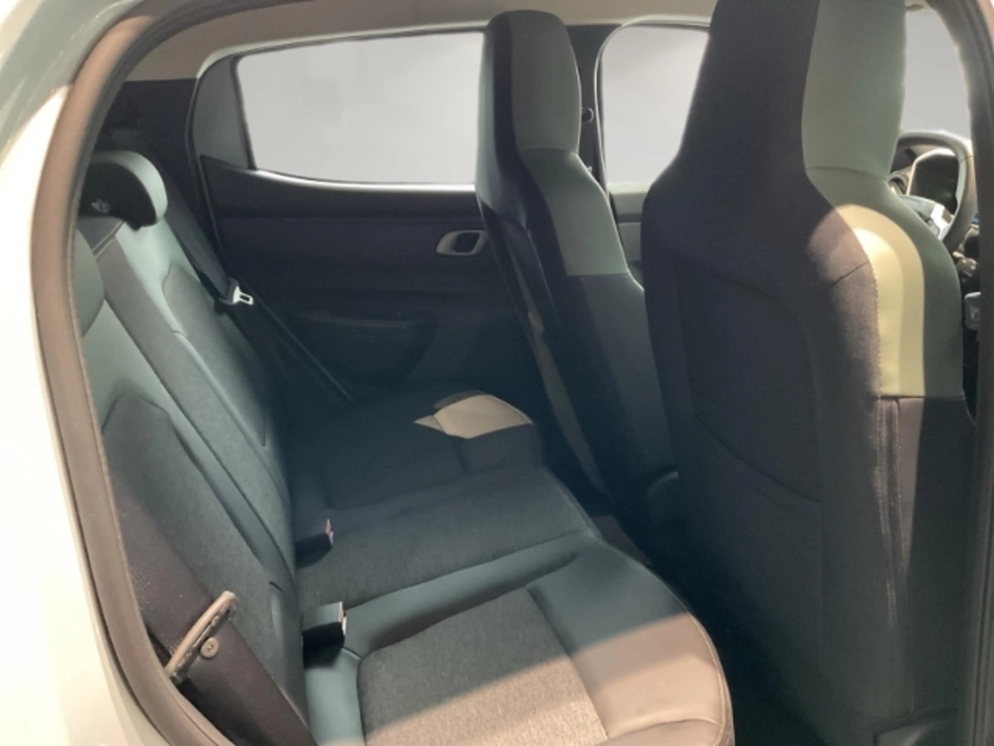 Dacia Spring Extreme Electric 100 MEDIA-NAVI EINPARKHILFE VORNE — photo 13