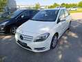 Mercedes-Benz B 180 CDI Weiß - thumbnail 1