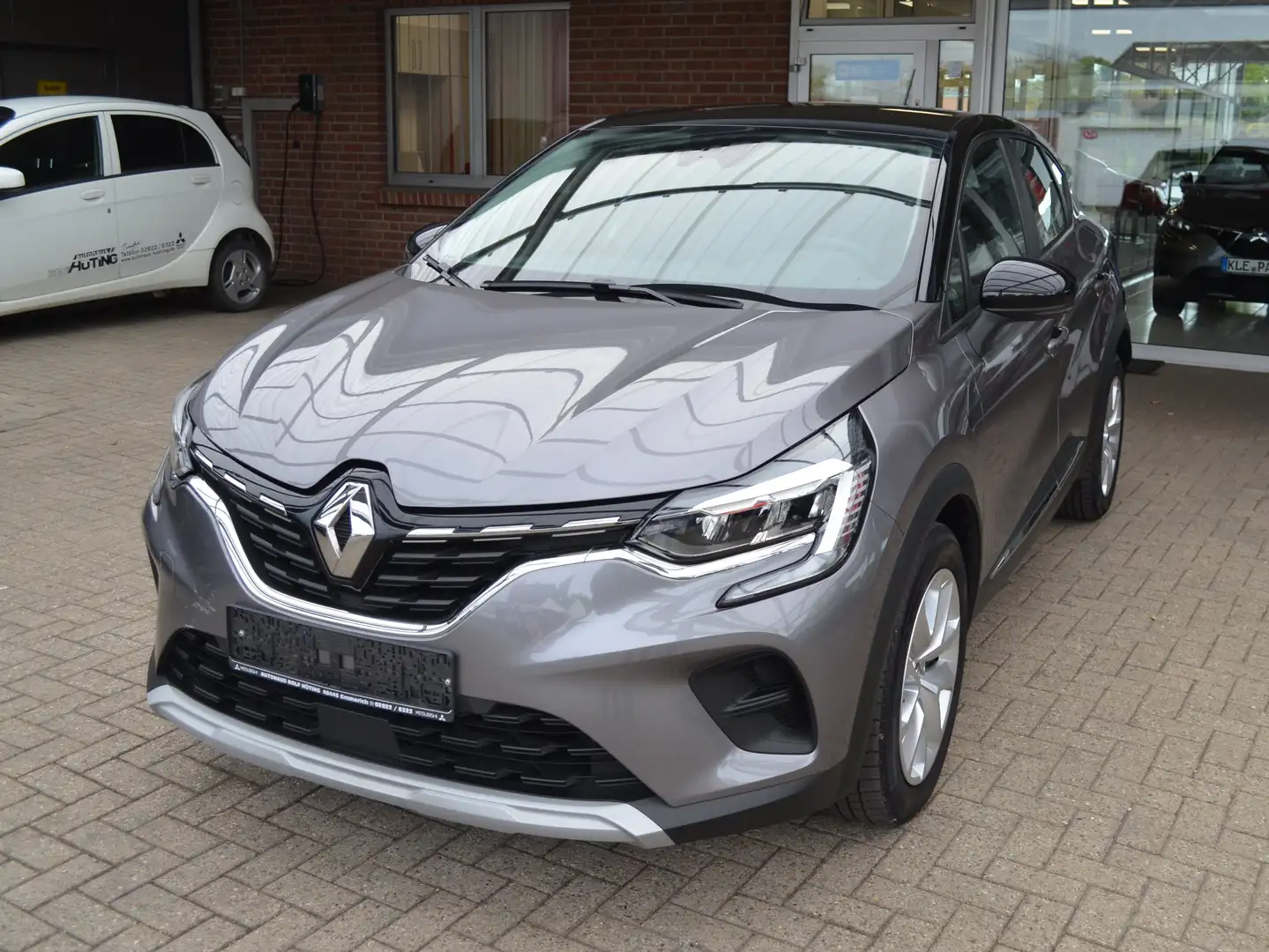 Renault Captur Experience Grey - 1