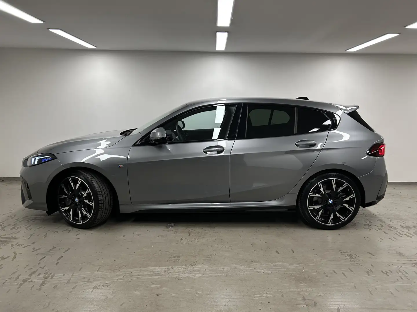 BMW 120 Hatch M Sportpaket Pro Head-Up HK HiFi DAB LED Grau - 2