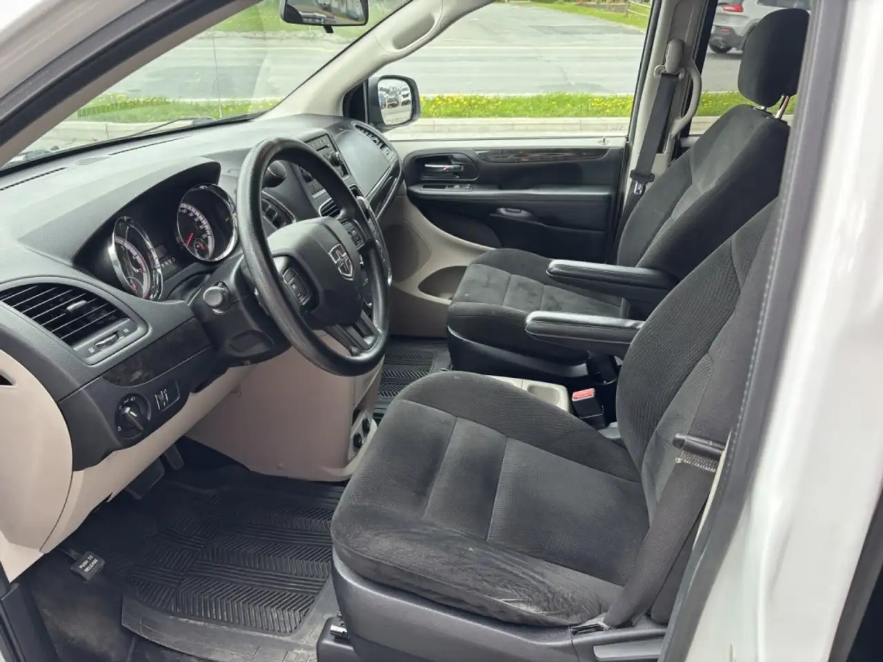Dodge Grand Caravan fotografie Dodge Grand Caravan