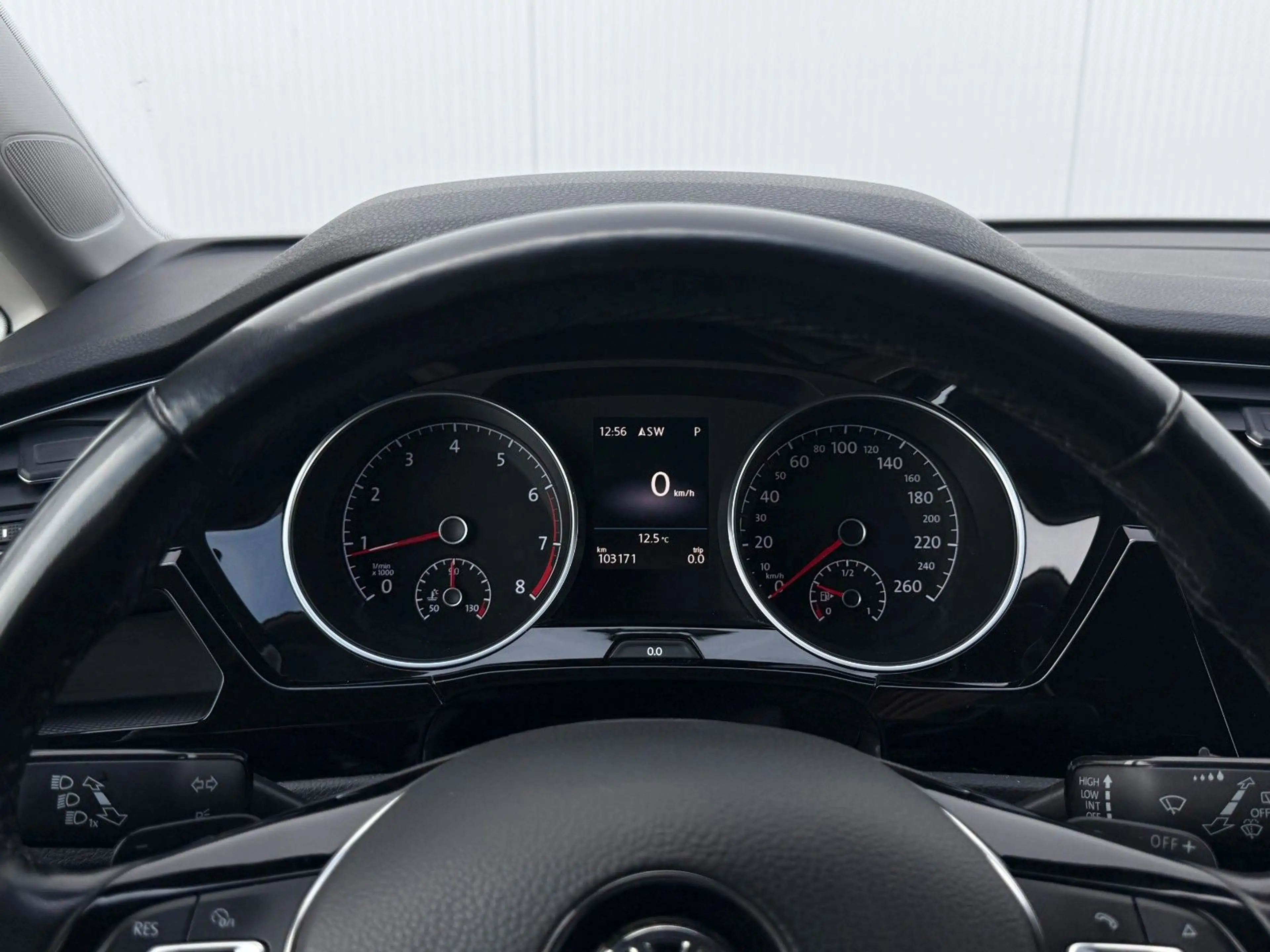 Volkswagen Touran 1.8TSI Highline AHK LED FACELIFT DSG — photo 10