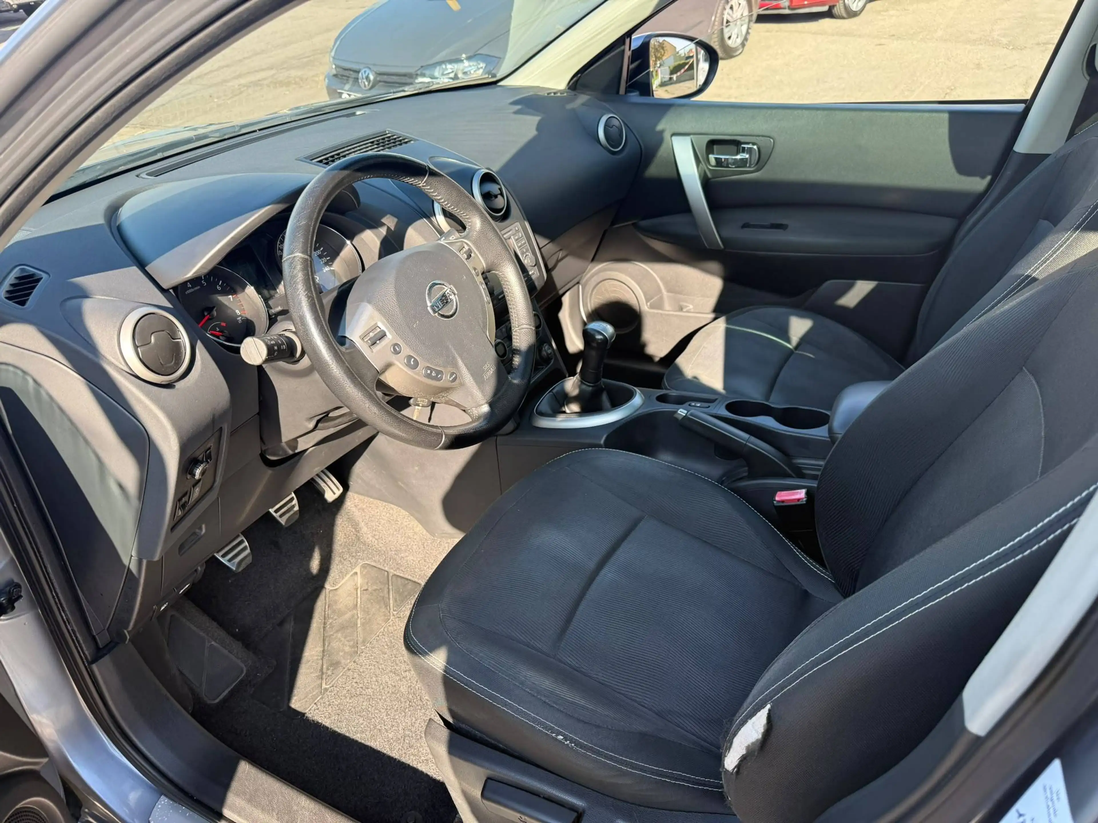 Nissan Qashqai+2 Qashqai 2 1.6i 2WD Urban Edition — photo 14