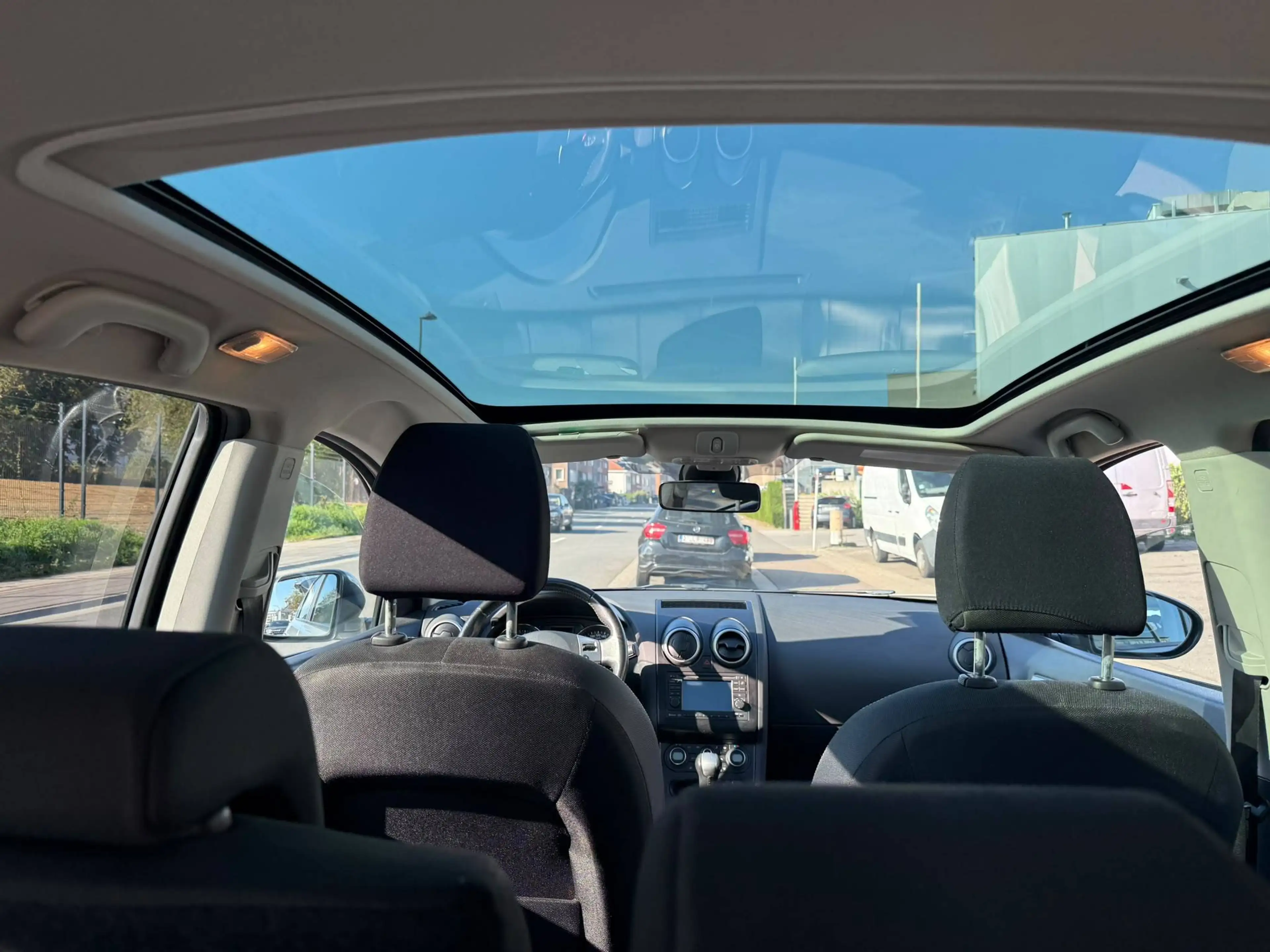 Nissan Qashqai+2 Qashqai 2 1.6i 2WD Urban Edition — photo 10