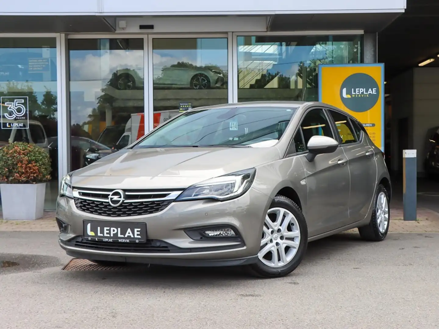 Opel Astra EDITION 1.0T 105K|MULTIMEDIA|SENSOREN|GARANTIE| Grijs - 1
