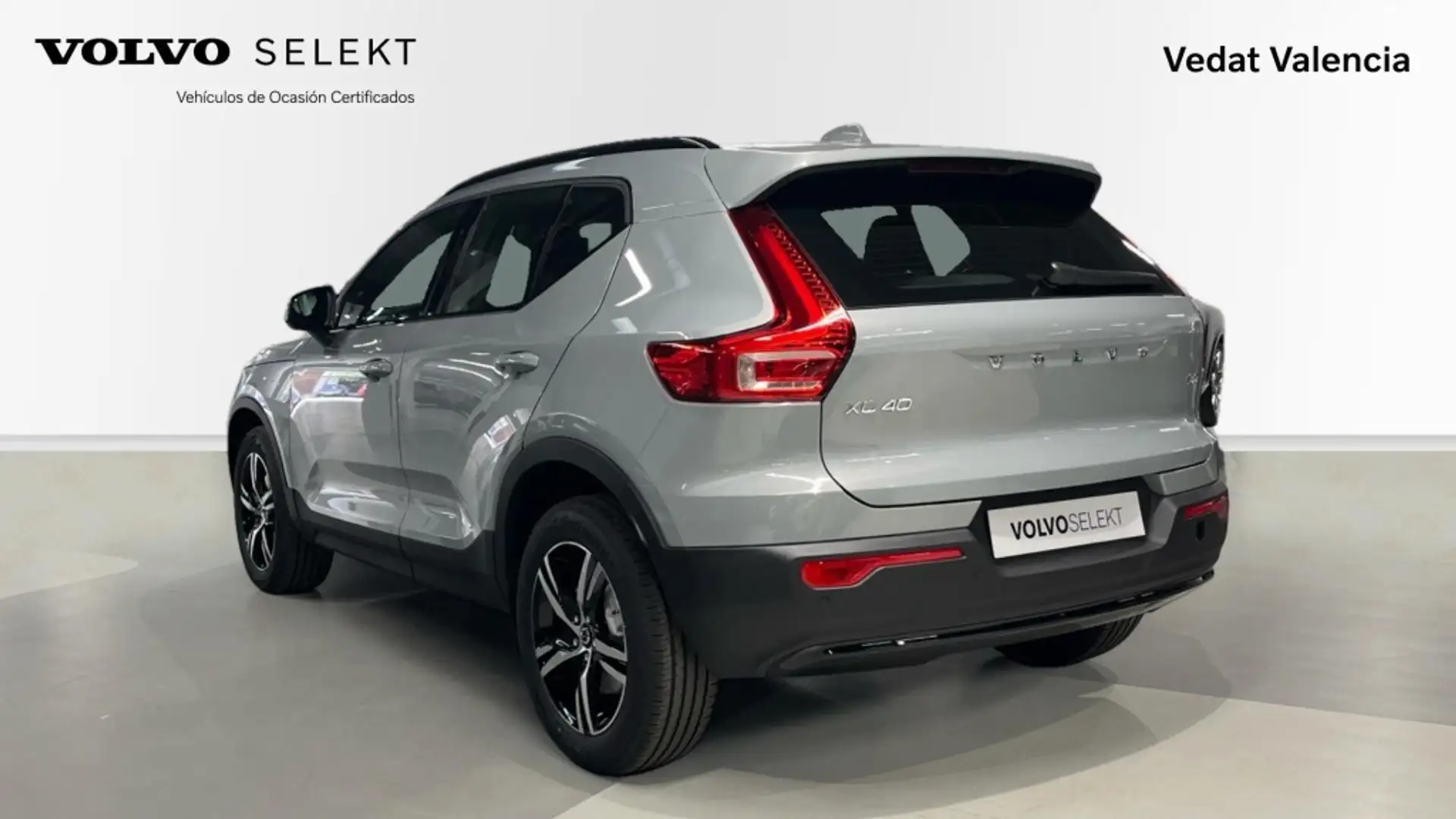 Volvo XC40 B3 Plus Bright Aut. - 2