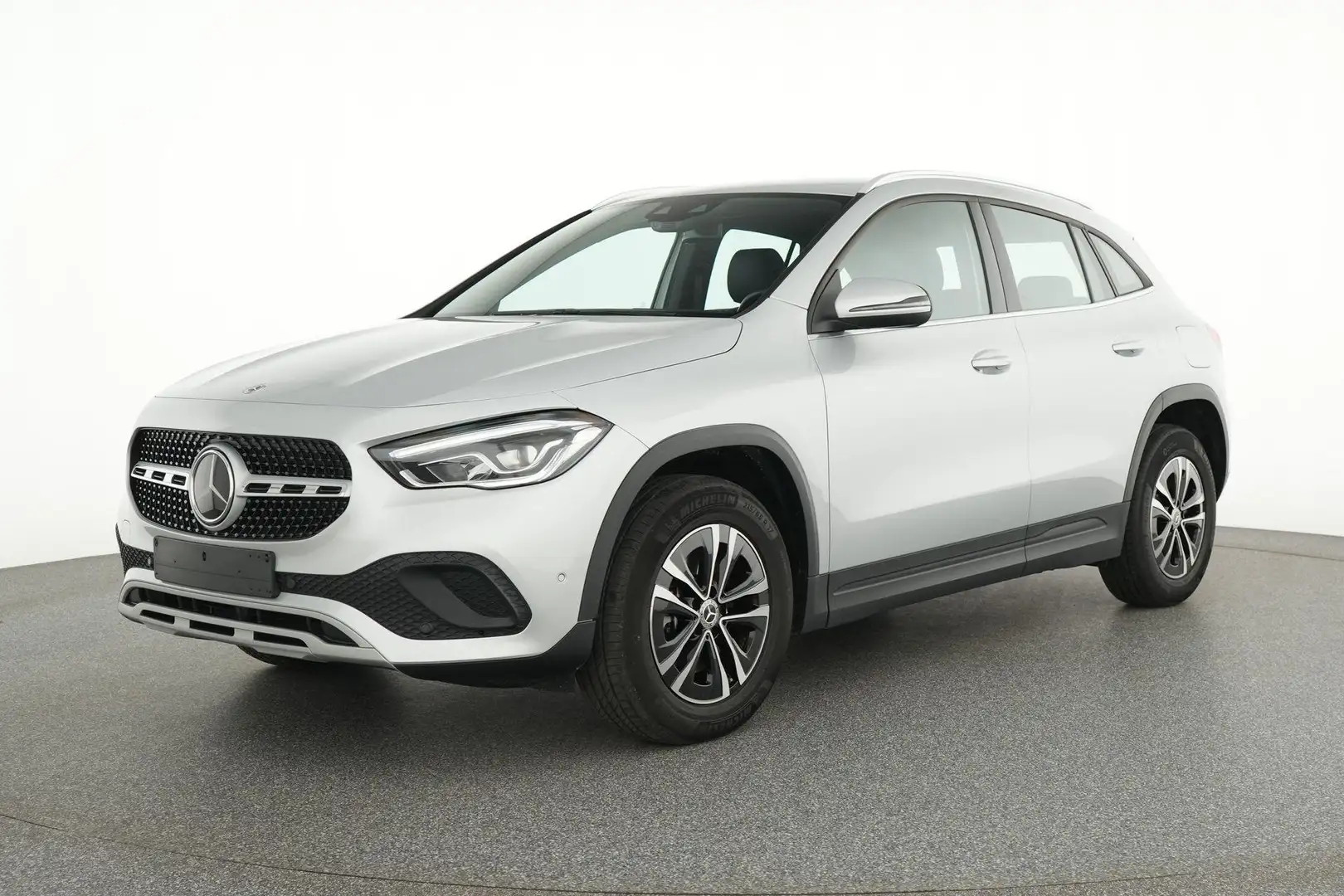 Mercedes-Benz GLA 250 e Style Grijs - 1