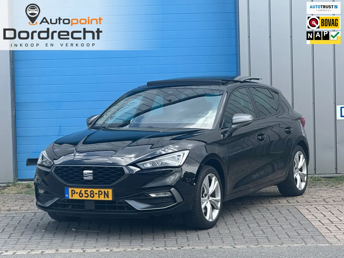 SEAT Leon 1.4 TSI eHybrid PHEV FR Bus PANO CAMERA Zwart - 1