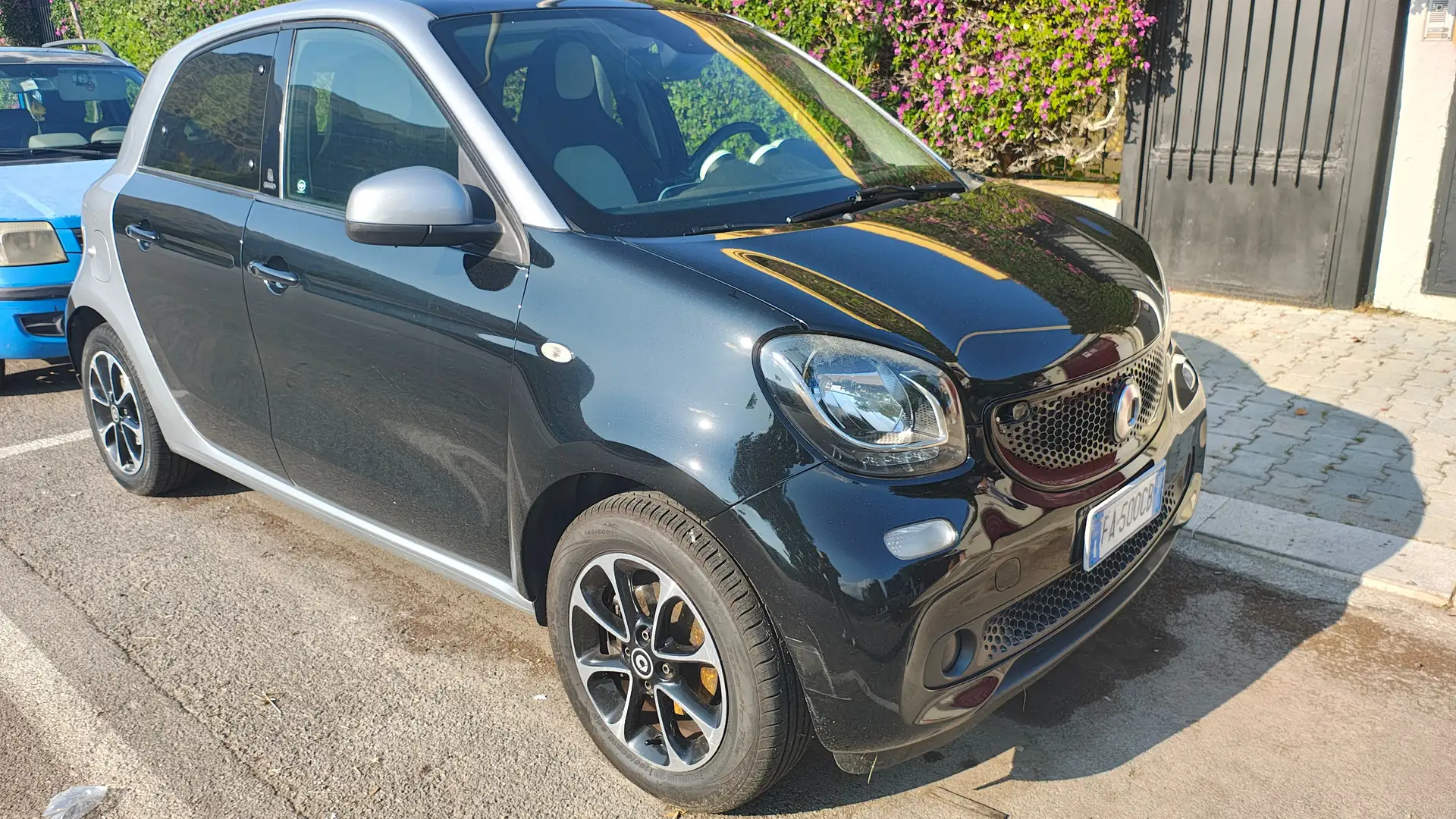 smart forFour Forfour II 2015 1.0 Passion 71cv twinamic Nero - 1