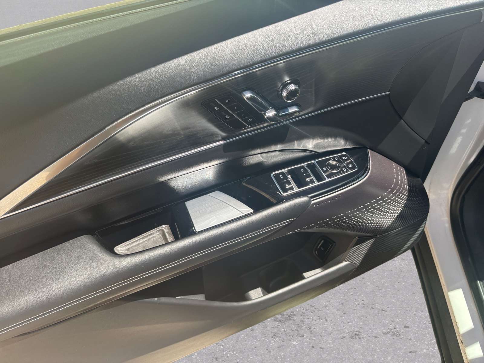 used 2024 Cadillac Lyriq car, priced at $52,998