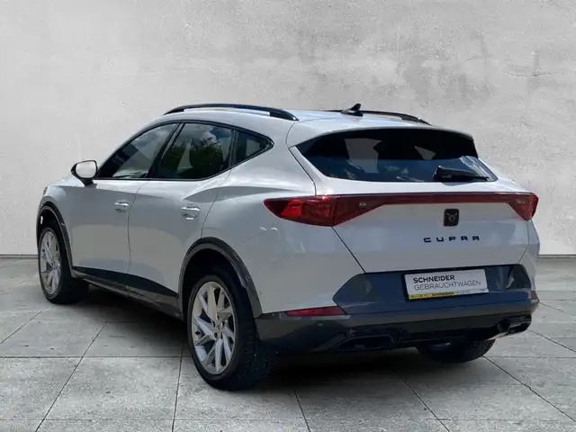 Cupra Formentor view 3