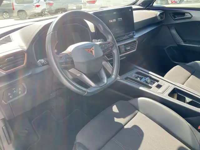 Cupra Formentor view 10