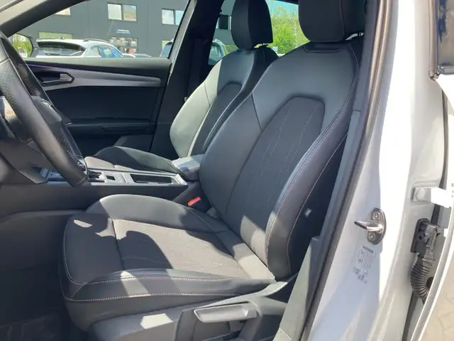 Cupra Formentor view 9