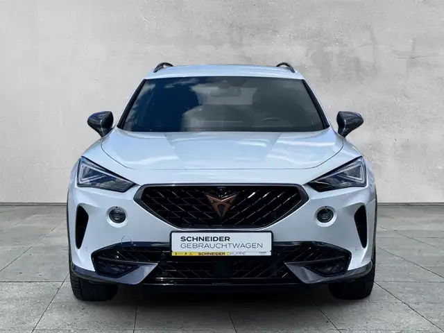 Cupra Formentor view 8