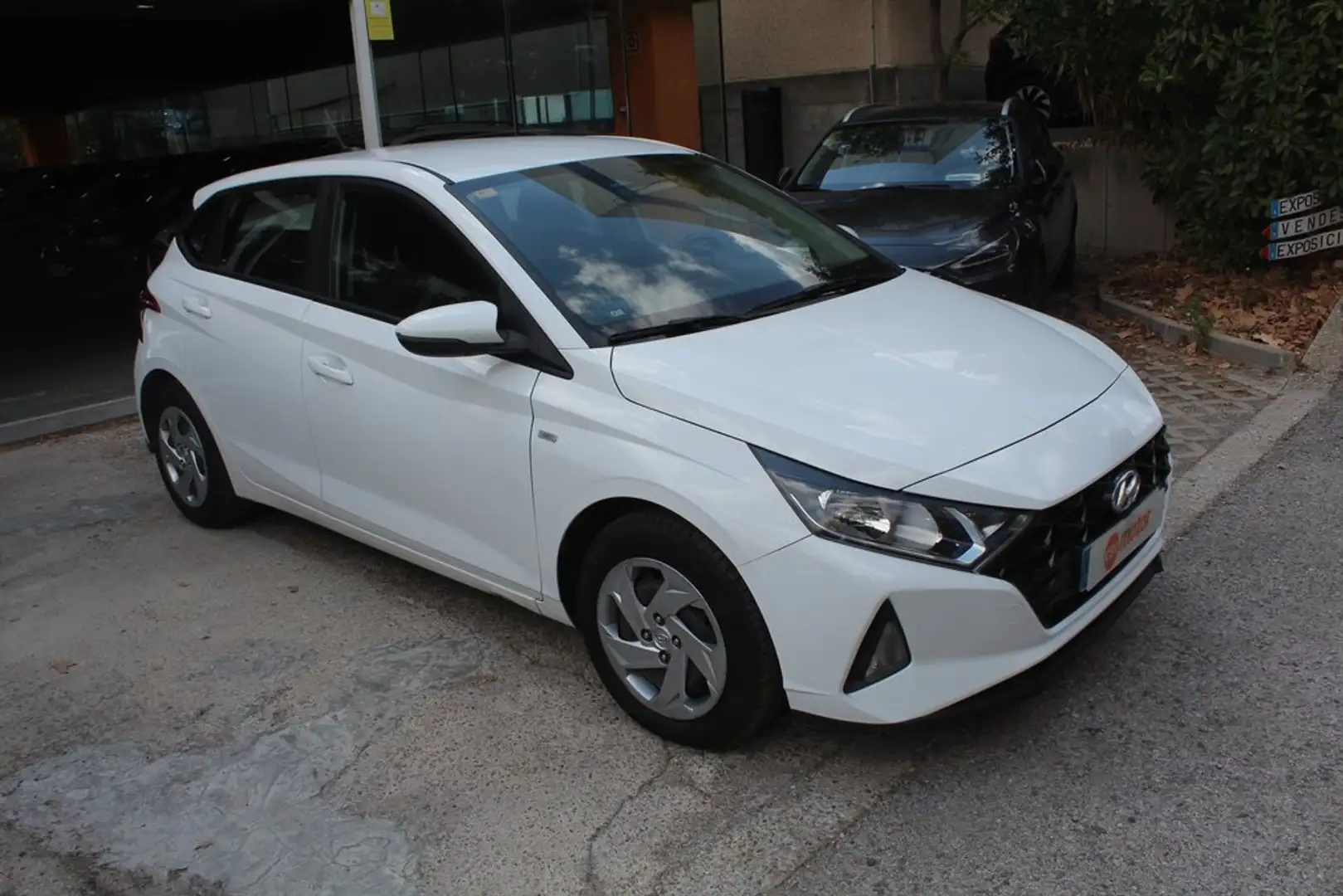 Hyundai i20 1.0 TGDI 74kW 100CV Essence LX - 2