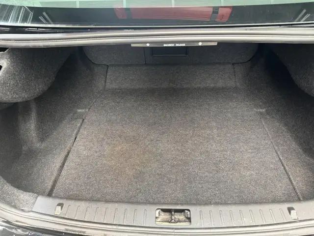 Volvo S60 view 9