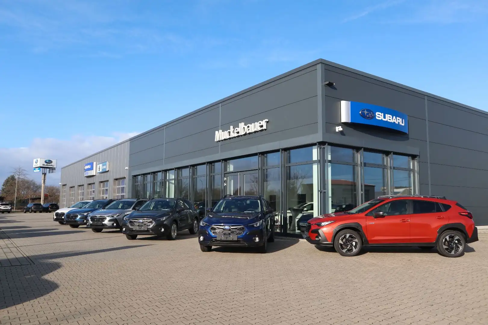 Subaru OUTBACK Platinum *AKTION* Braun - 1