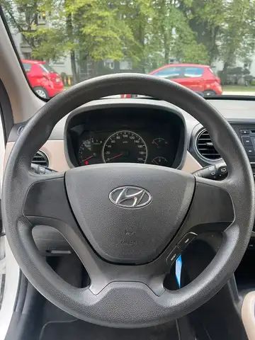 Hyundai I10 view 14
