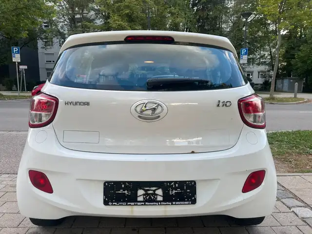 Hyundai I10 view 4