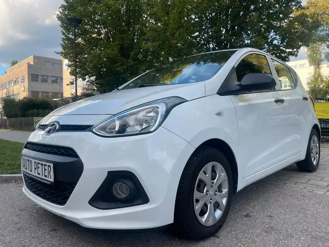 2016 Hyundai I10 in White for sale