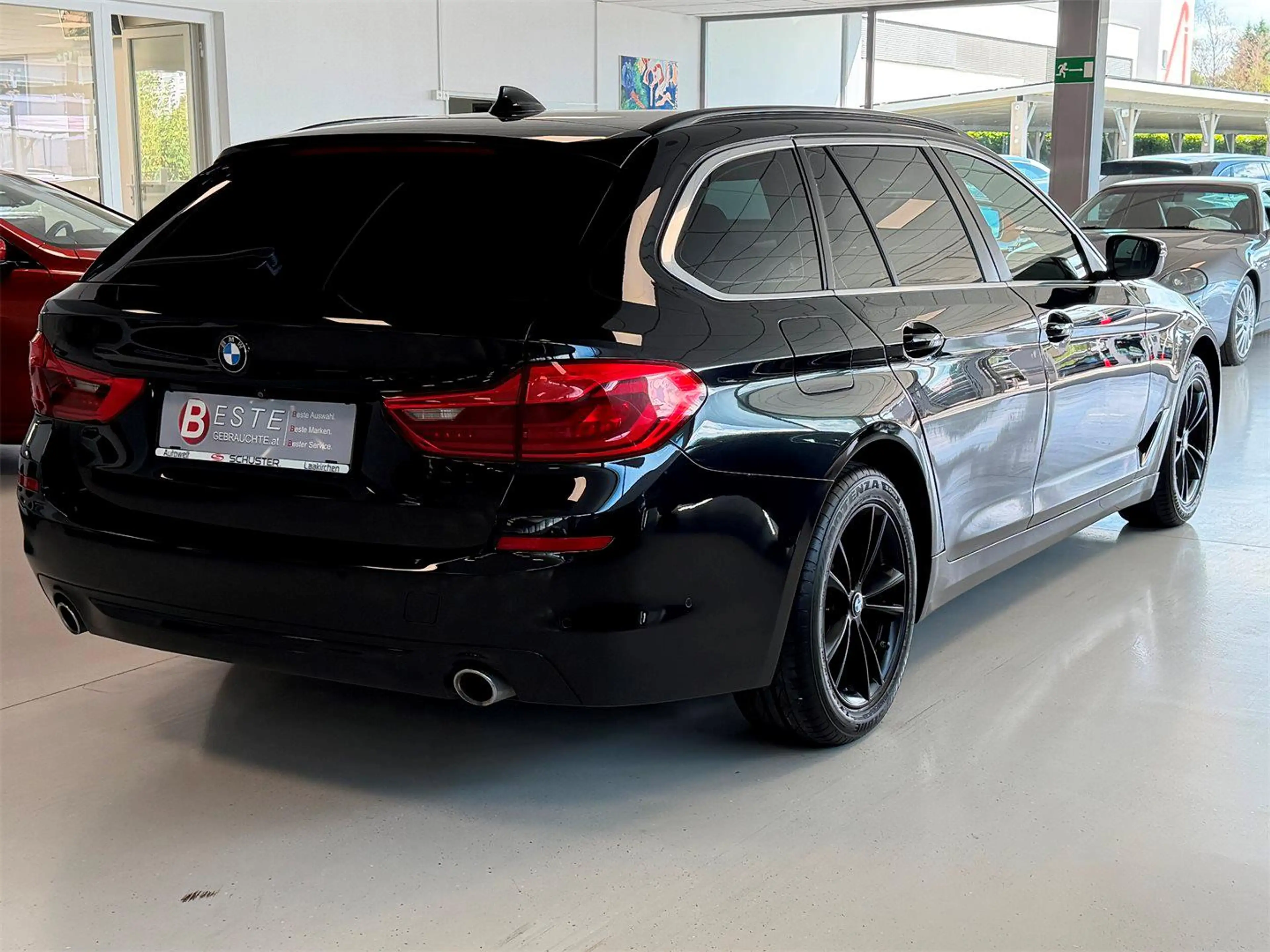 BMW 520 d Touring G31 B47 — photo 6