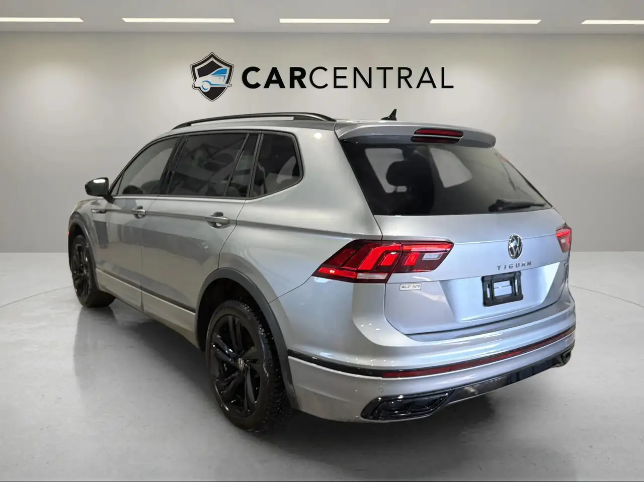 Volkswagen Tiguan снимка Volkswagen Tiguan