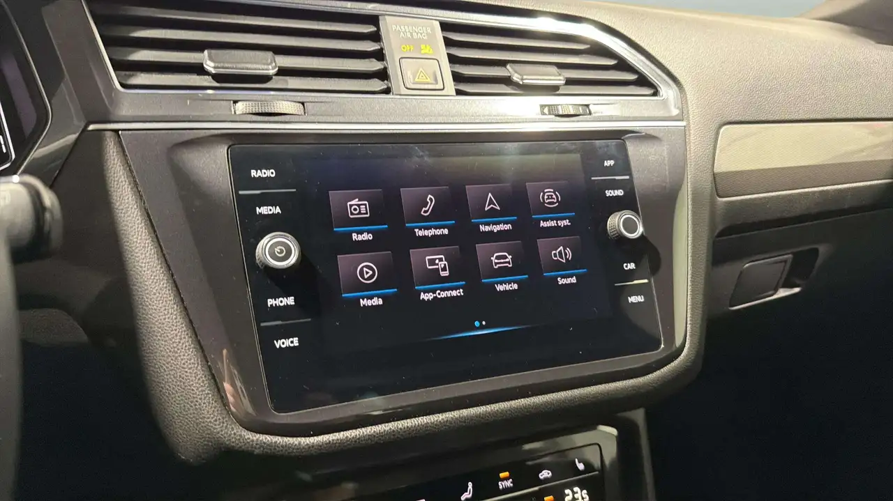 Volkswagen Tiguan снимка Volkswagen Tiguan