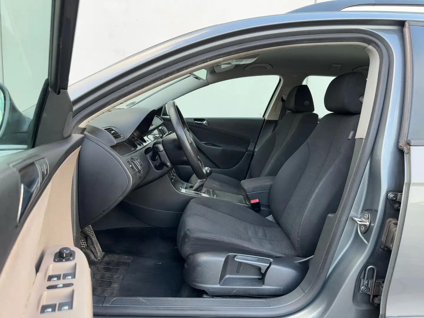 Volkswagen Passat Variant 2.0 TDI   Prs 140 Grijs - 2
