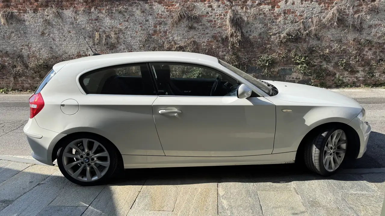 BMW 120