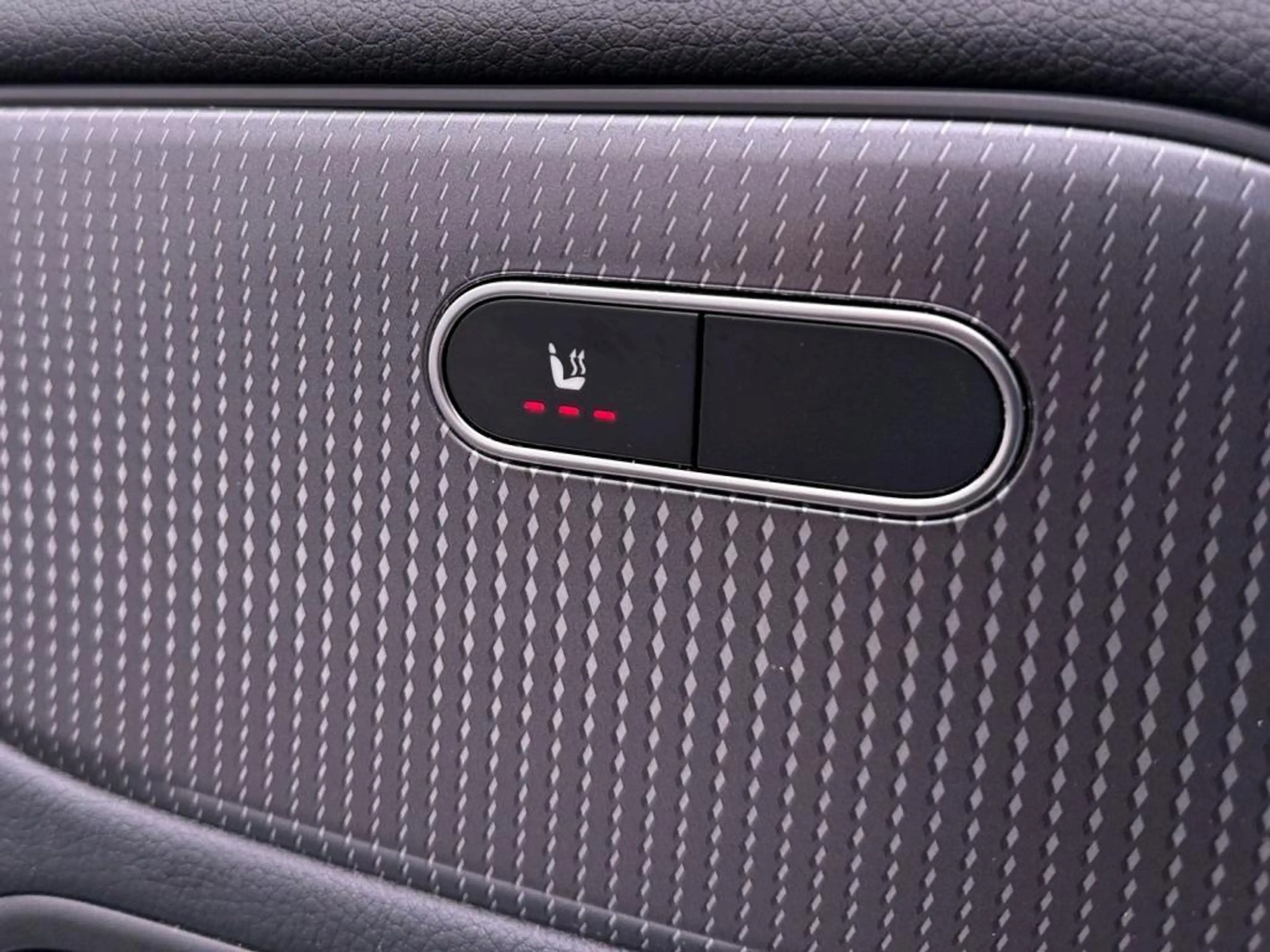 Mercedes-Benz EQB 250 250+ Business Line 7p. 71 kWh 7 Persoons | Ledkopl — photo 9