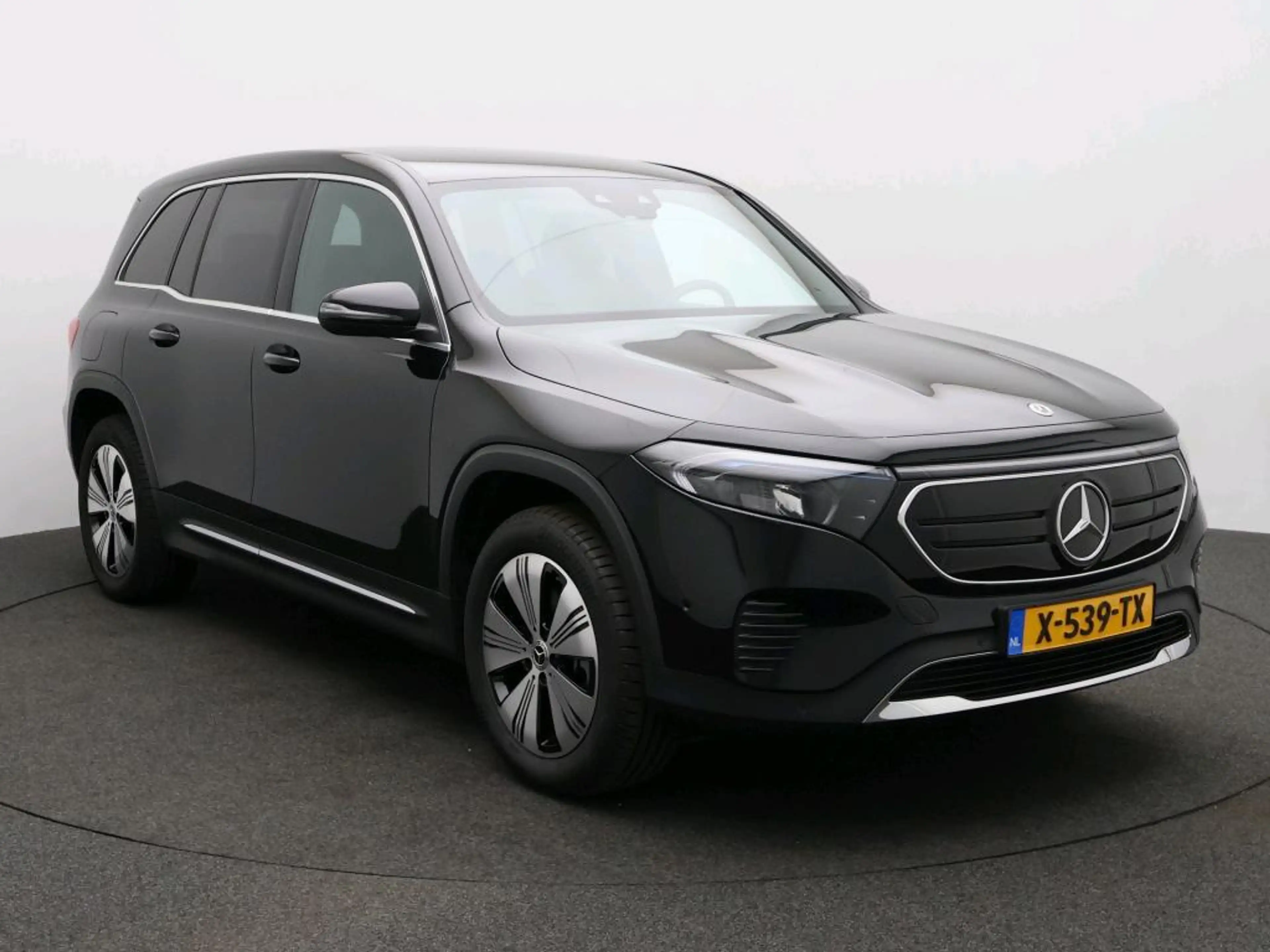 Mercedes-Benz EQB 250 250+ Business Line 7p. 71 kWh 7 Persoons | Ledkopl — photo 3