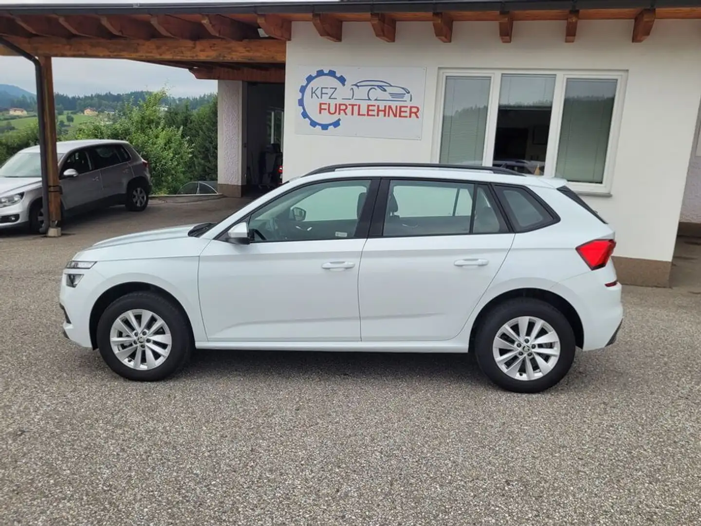 Skoda Kamiq Ambition TSI Weiß - 2