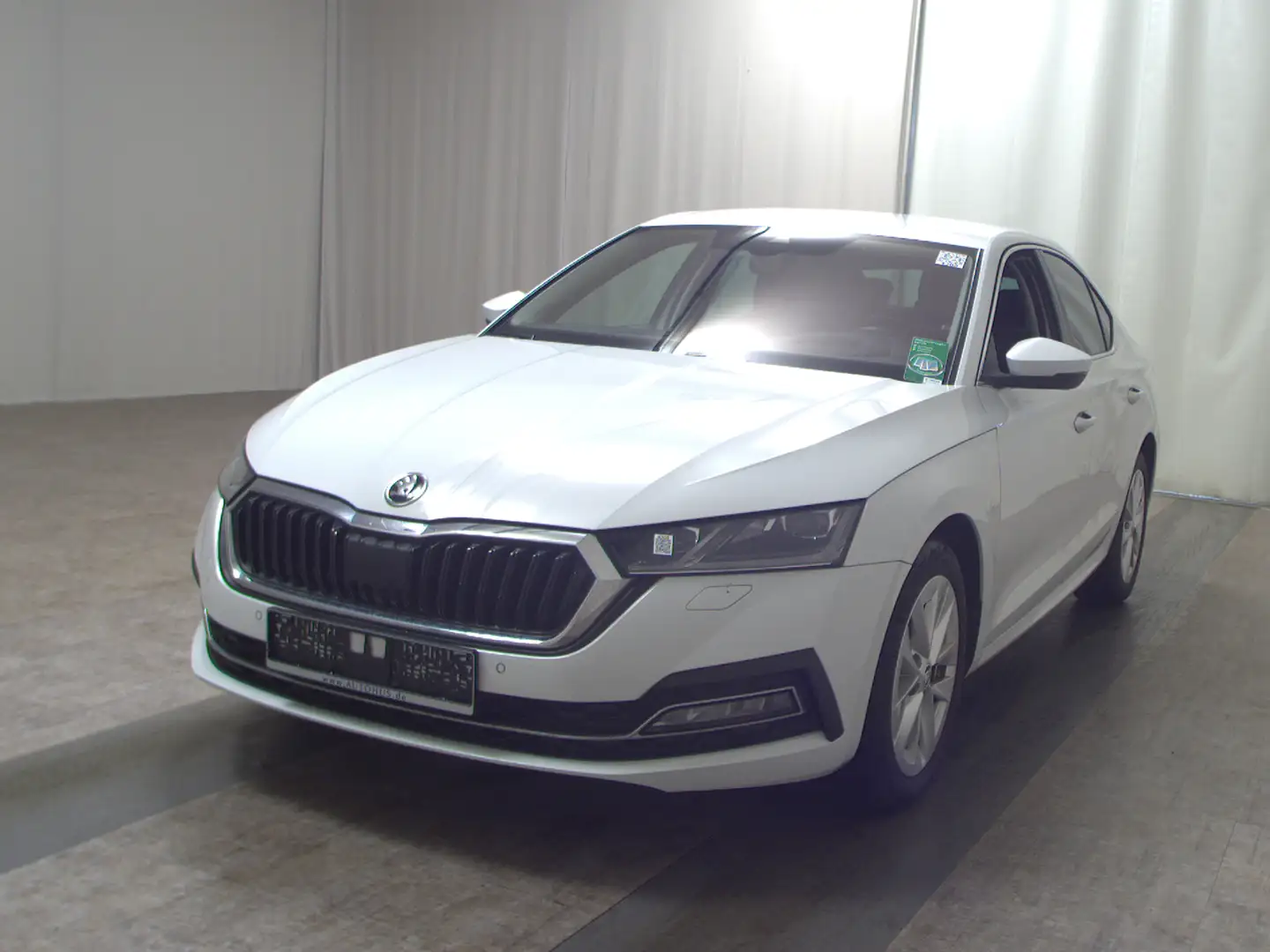 Skoda Octavia 2.0 TDI Style Navi LED+ vc HuD Ambiente Weiß - 2