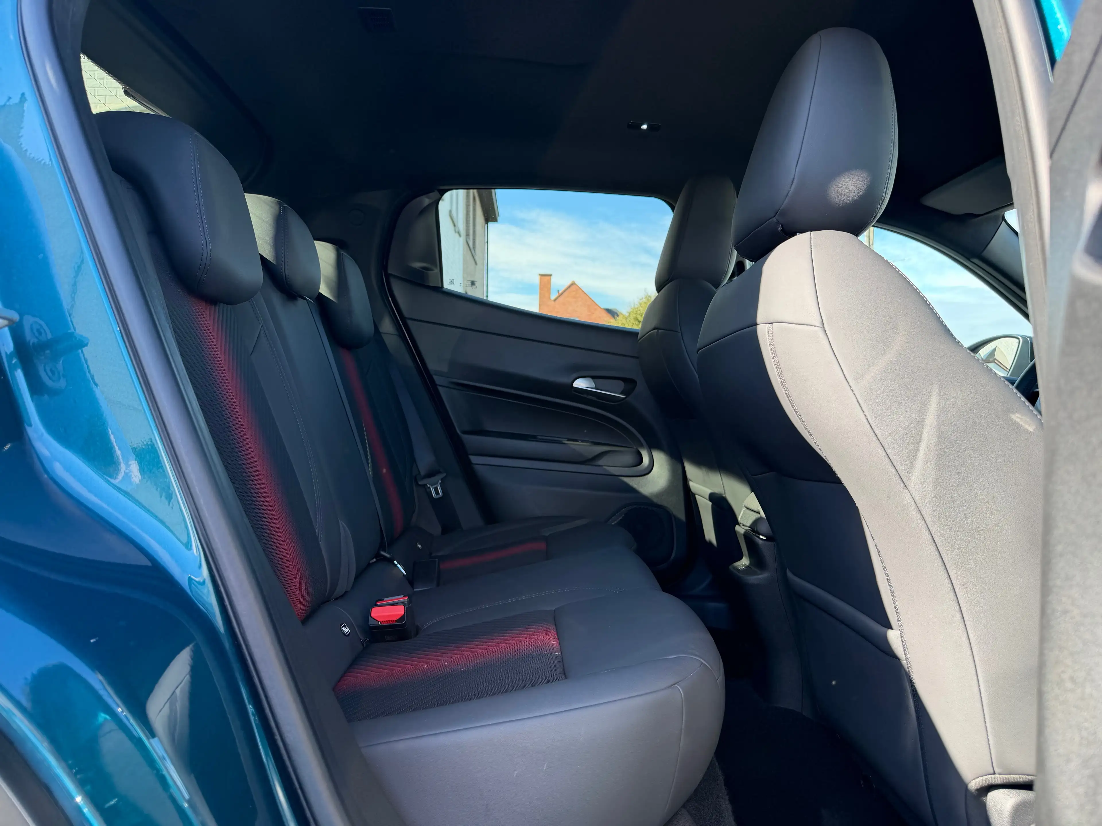 Alfa Romeo Junior Junior 1.2 Turbo Hybrid Speciale 12 Maanden waarborg — photo 9