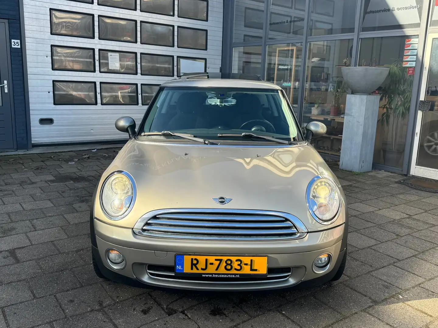 MINI Cooper Mini 1.6 Business Line | Clima | Navi | Pano | PDC Grau - 2