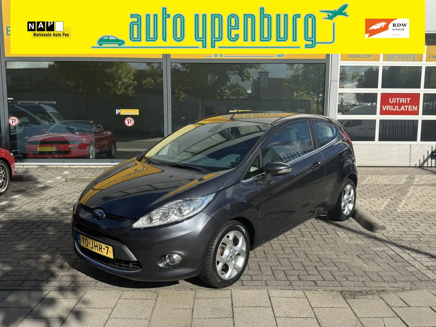 Ford Fiesta 1.6 Titanium * Climate controll Airco * Cruisecont Grijs - 1