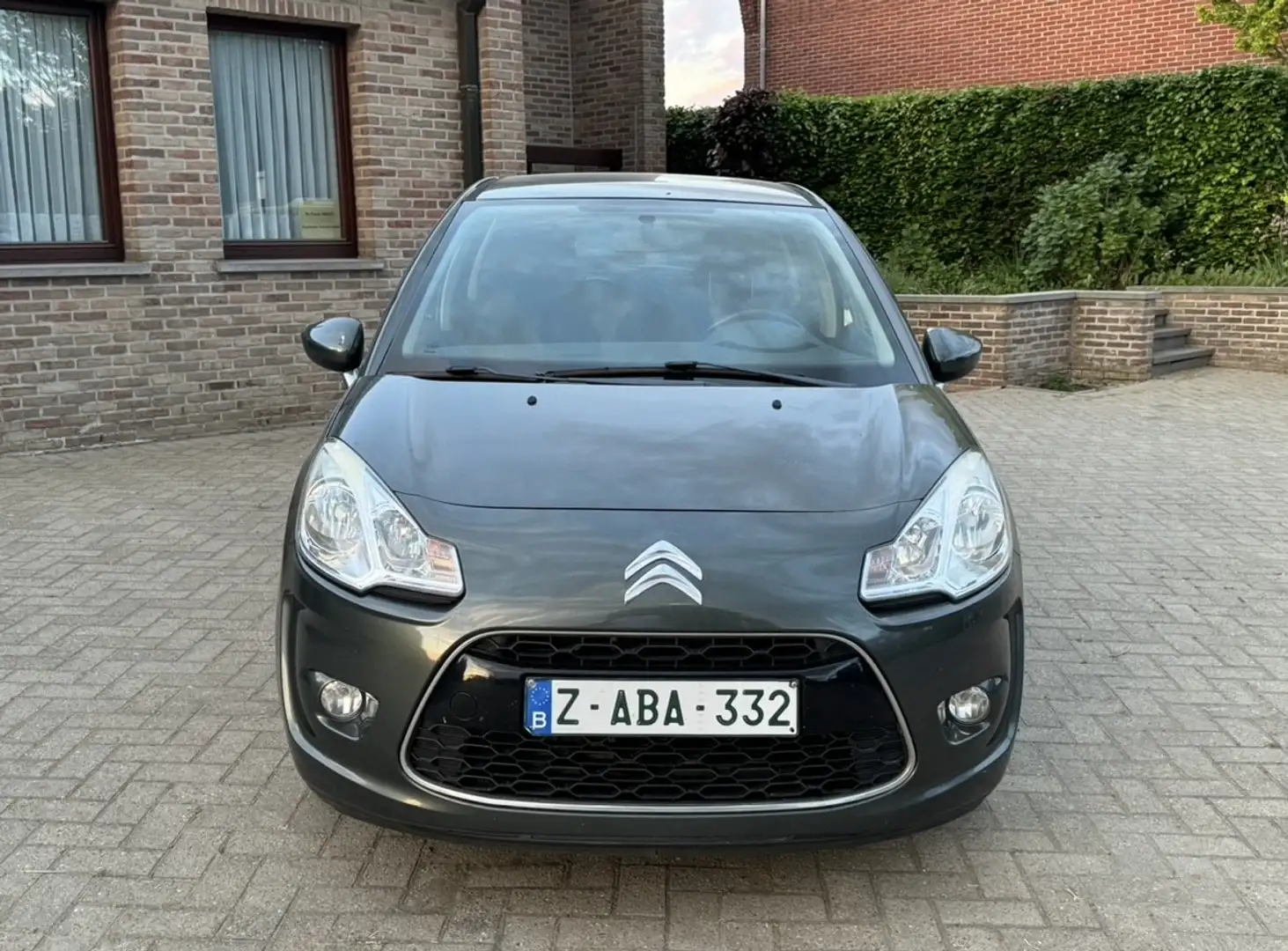Citroen C3 1.4i Airplay , airco , carnet complète ! Gris - 2
