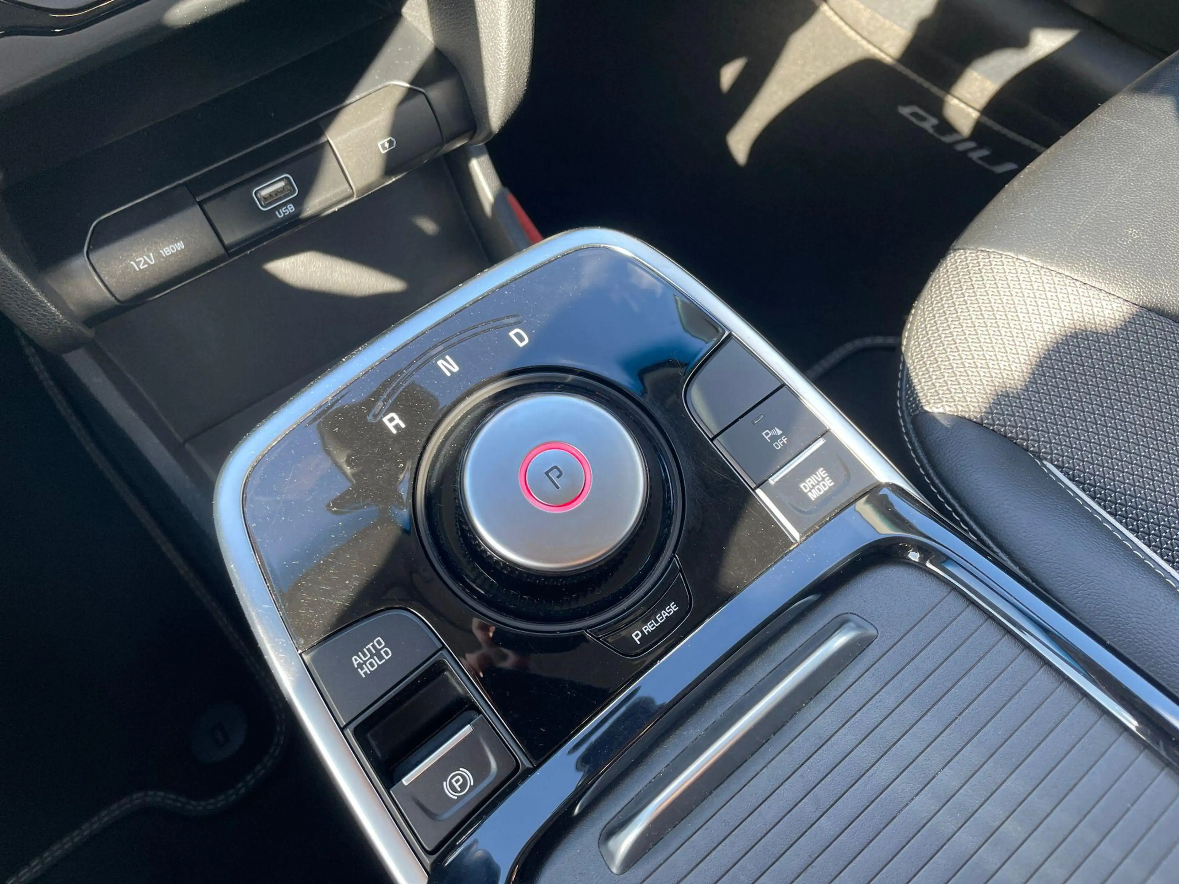 Kia e-Niro DynamicLine 64 kWh | CAMERA | AIRCO | NAVI | — photo 15