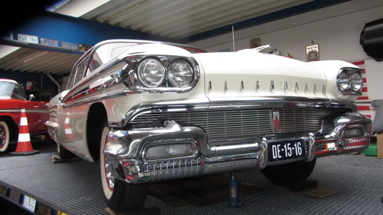 Oldsmobile Super 88 Hardtop Coupe zeer mooie Auto 37.379 mijl, foto 10