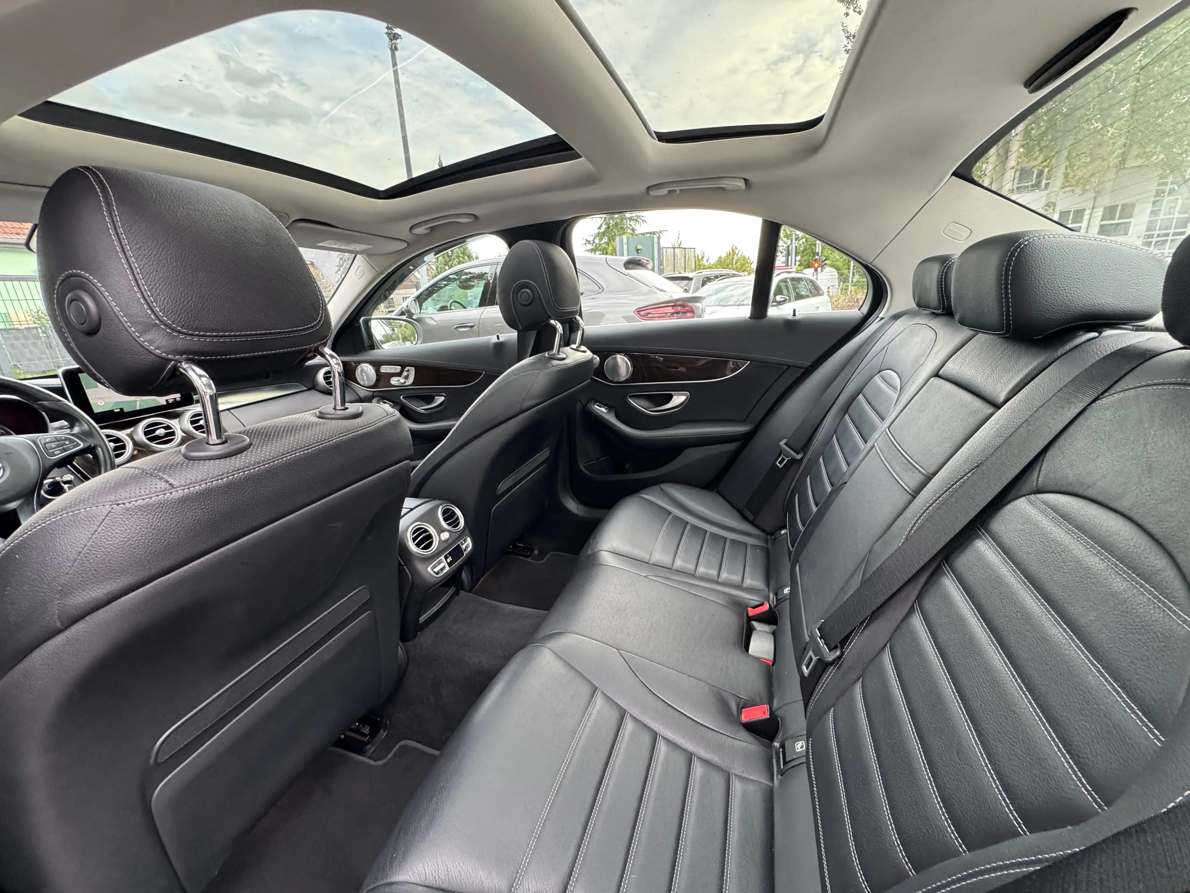 Mercedes-Benz C 250 C 250 CGI (205.045) Avantgarde — photo 10