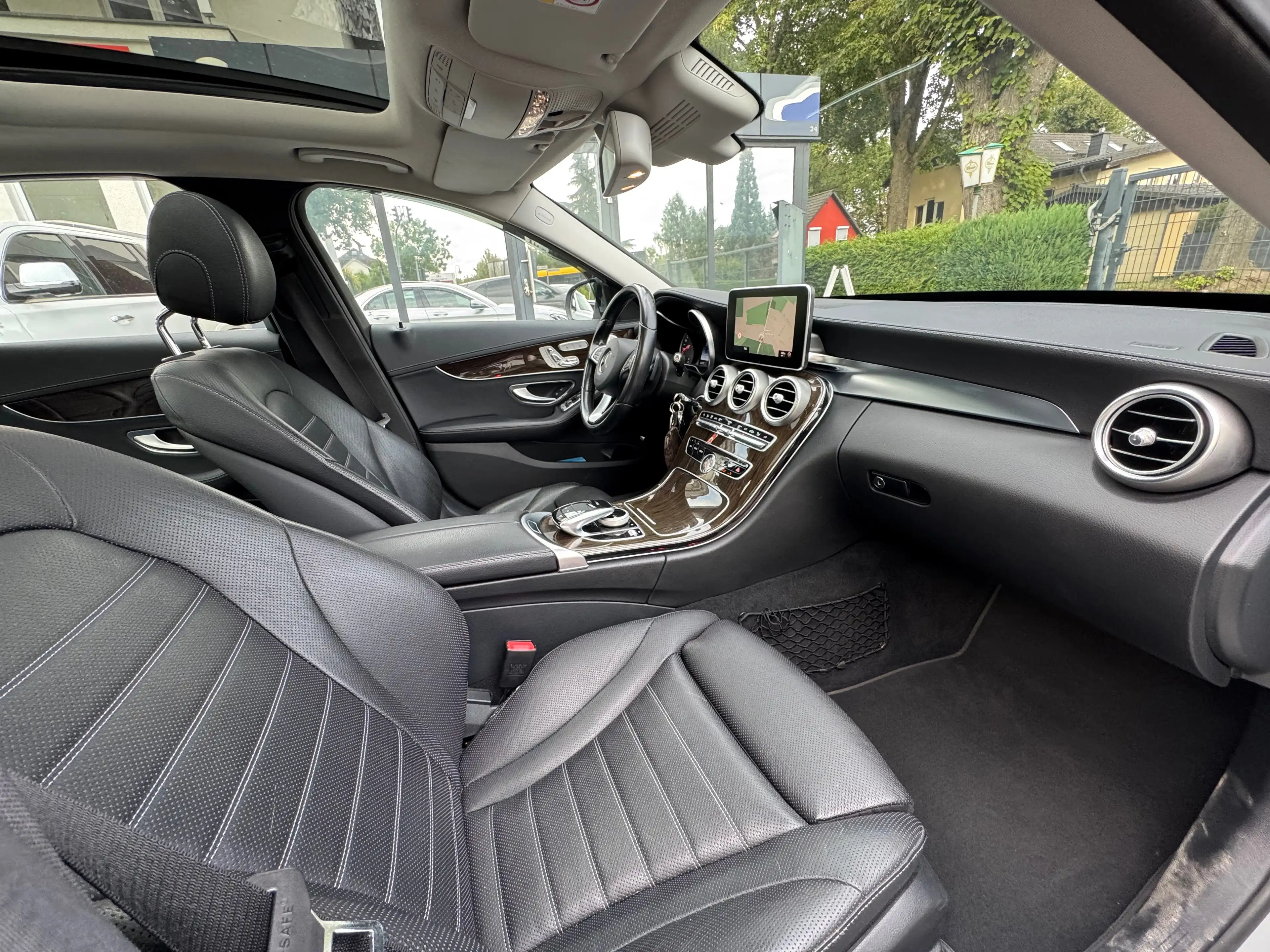 Mercedes-Benz C 250 C 250 CGI (205.045) Avantgarde — photo 14