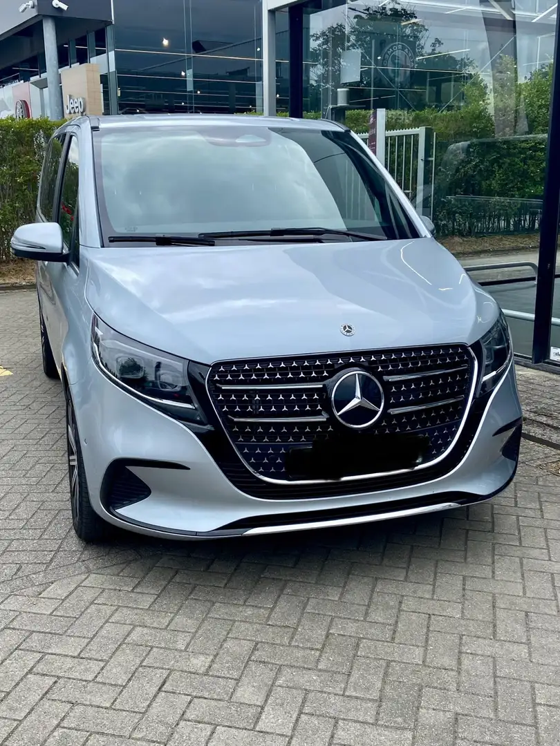 Mercedes-Benz V 250 V d L2 9G-TRONIC 4x4, luchtvering, DC, Winterpack Plateado - 1