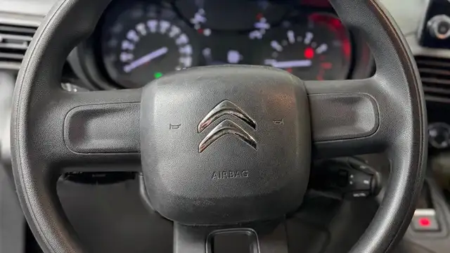 Citroen Berlingo view 9