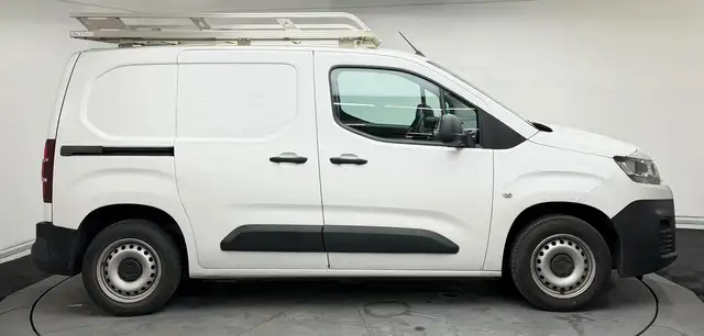 Citroen Berlingo view 4