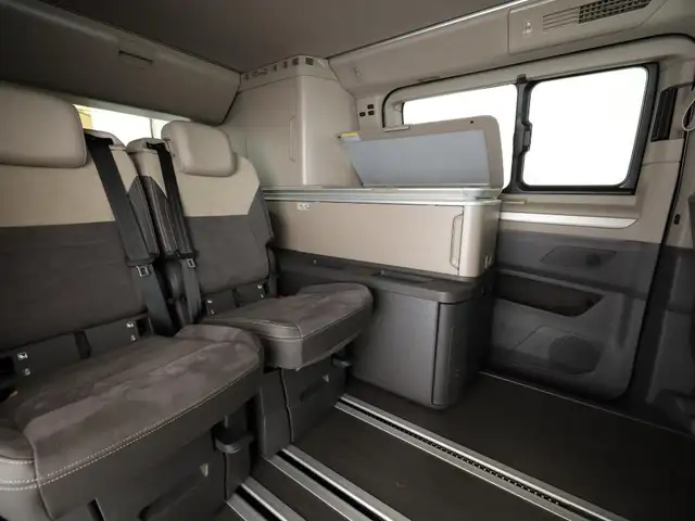 Volkswagen California view 7